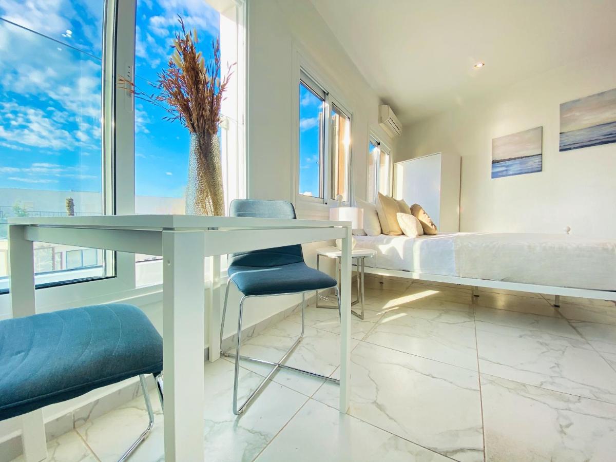 Phaedrus Living : Luxury Flat Lighthouse 75 Apartman Paphos Kültér fotó